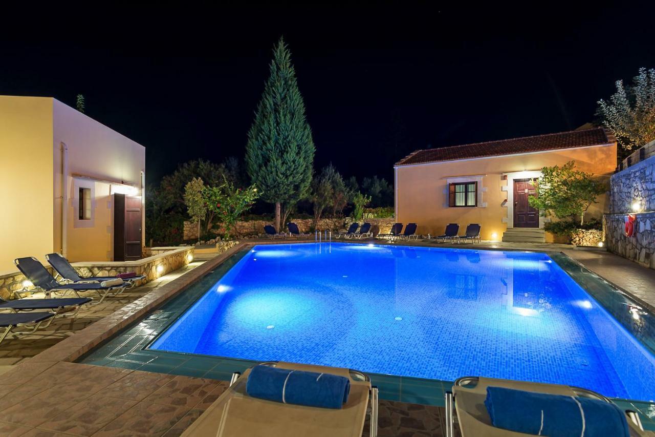 Iliopetra Aparthotel Douliana Exterior photo